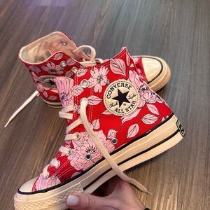 Converse Women's Red and Pink Floral High-Tops